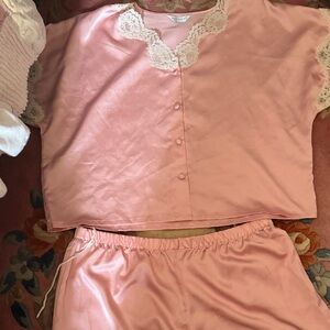 Vintage Women's Pink Lace-Trim Satin Sleep Set
